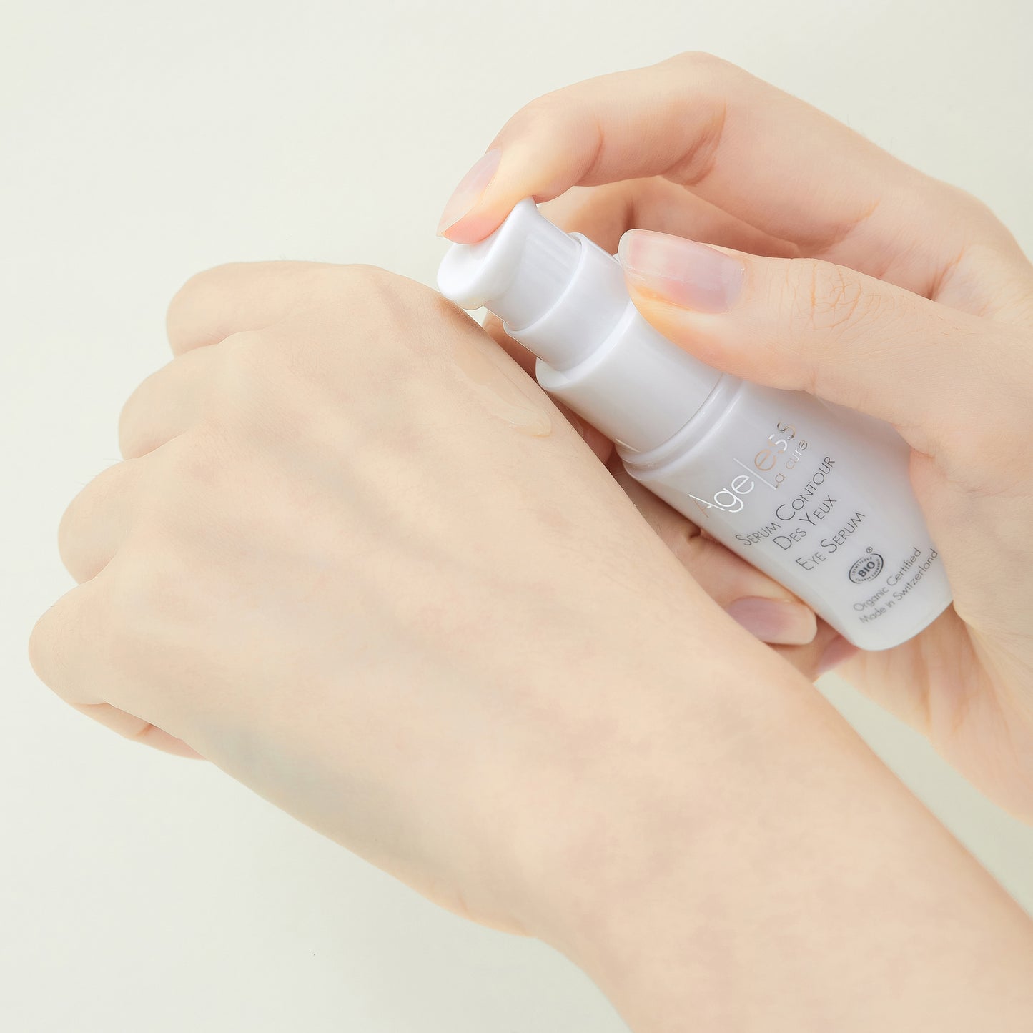 Sérum contour des yeux